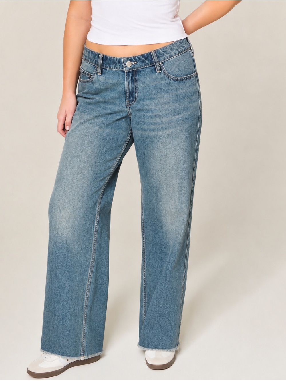 Hollister Low Rise Baggy Jeans Womens 29 Short Raw hem Relaxed Medium Wash